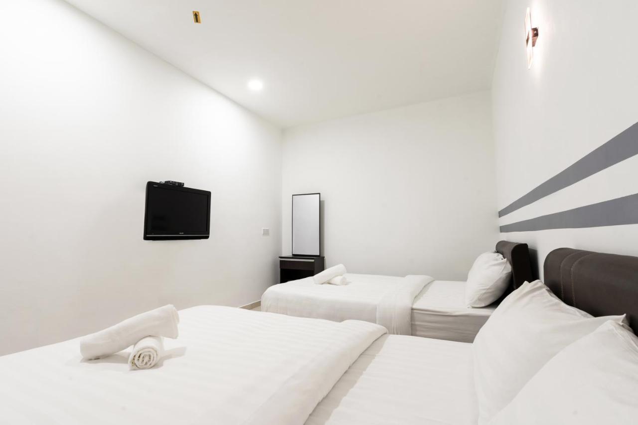 Ant Hotel Malacca エクステリア 写真